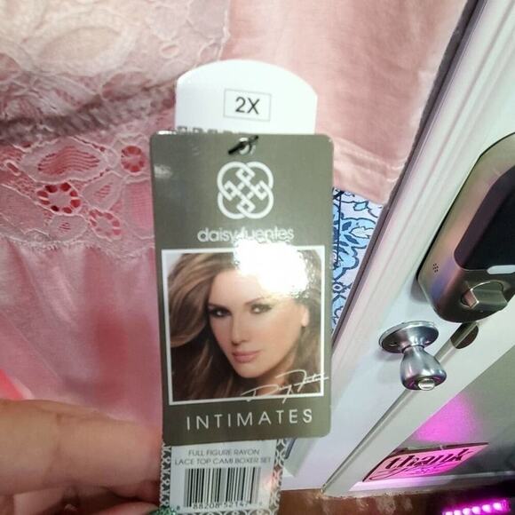 NEW pale pink lace tank and shorts‎ pajamas plus - Picture 7 of 7